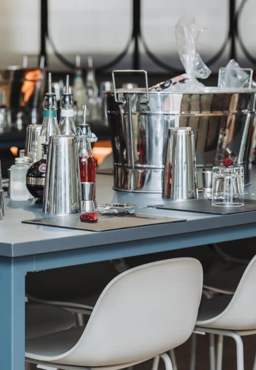 Intimate Cocktail Class